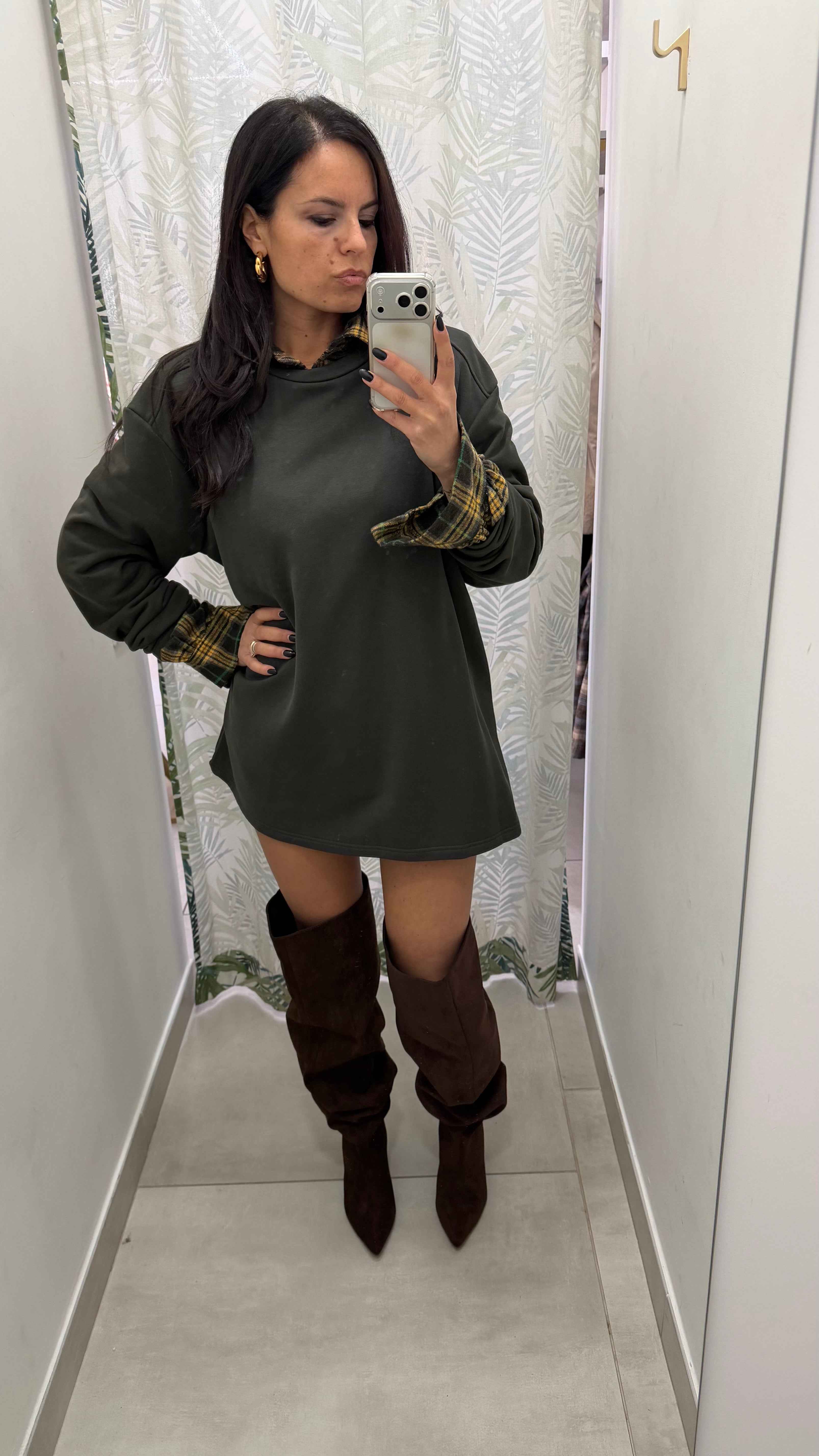 Felpone justwest con spallina