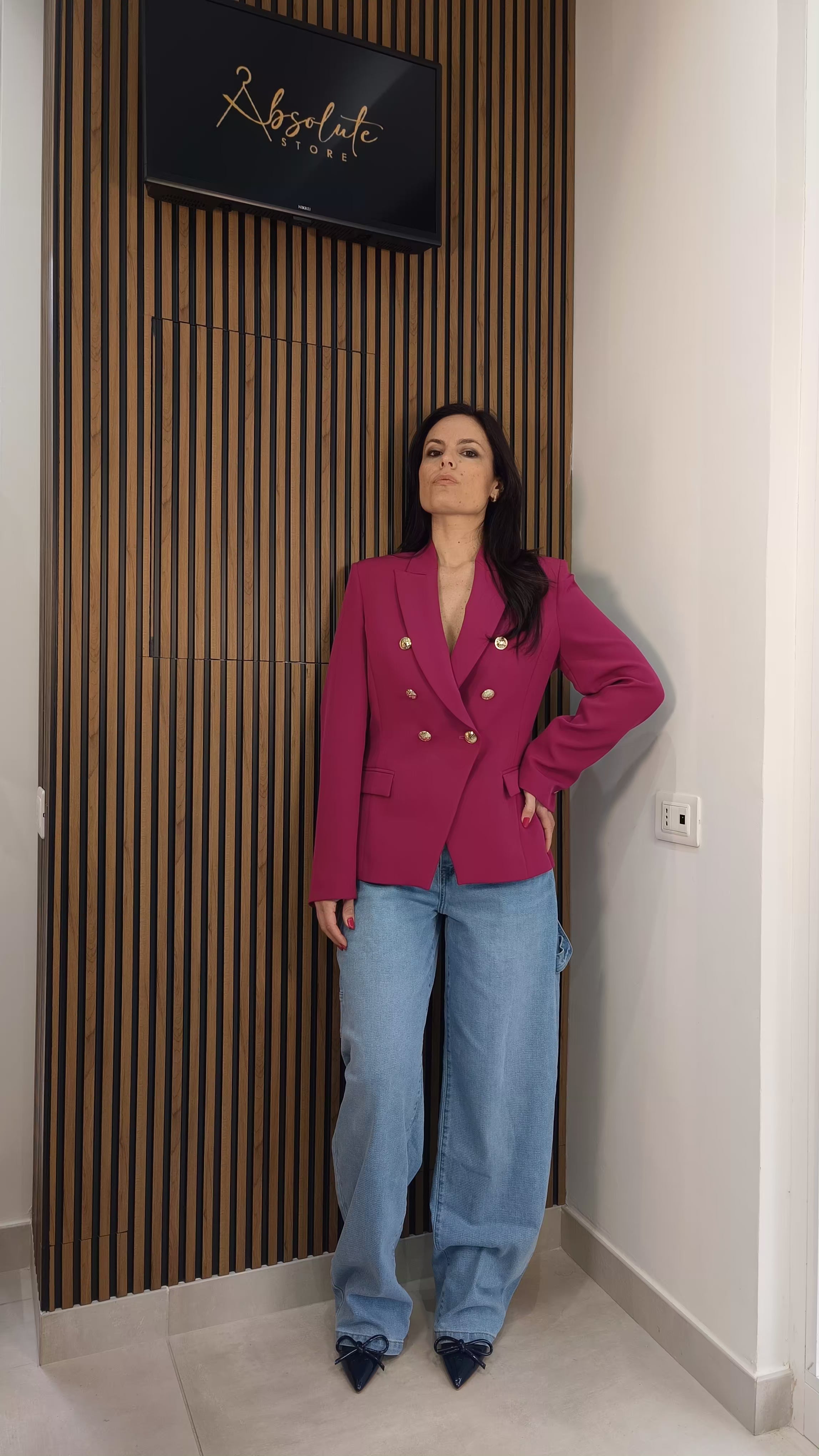 Giacca magenta bottoni oro