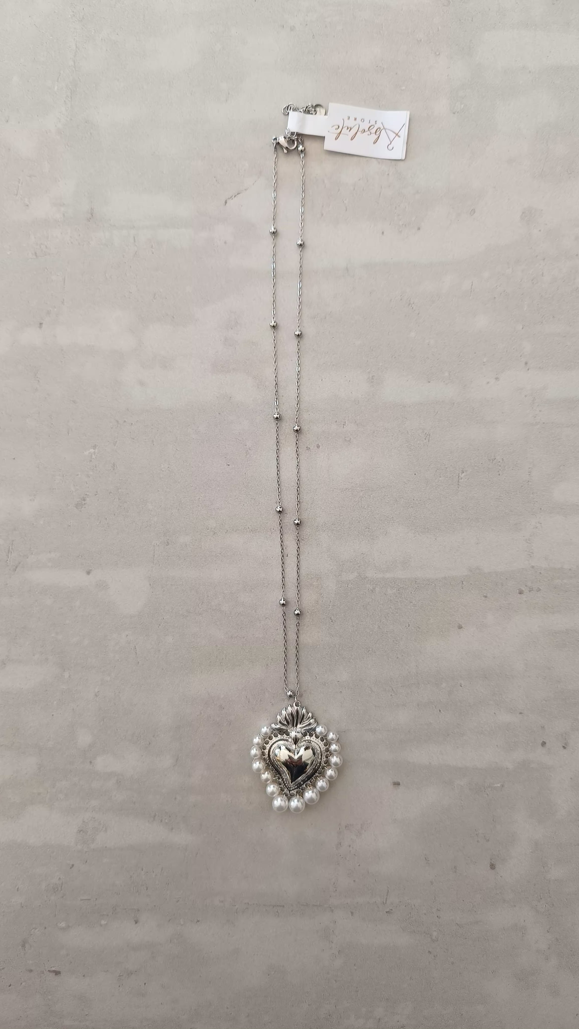 Collana cuore sacro